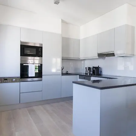 Daire Guestready - Stylish With Parking *