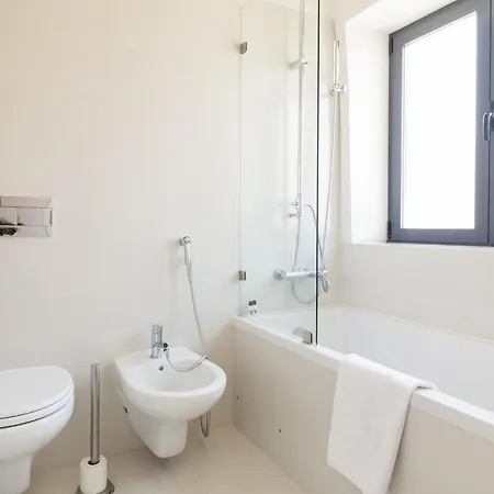 Guestready - Stylish With Parking * Lisboa