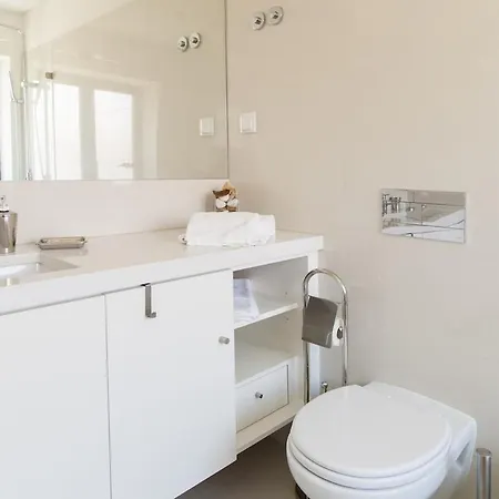 Guestready - Stylish With Parking Lejlighed