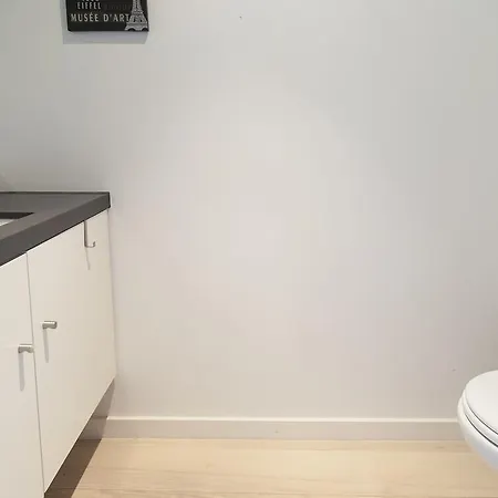Joivy Lux And Spacious 1br With Huge Terrace, 5mins To Academy Of Sciences