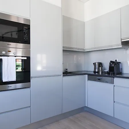 Joivy Lux And Spacious 1br With Huge Terrace, 5mins To Academy Of Sciences *