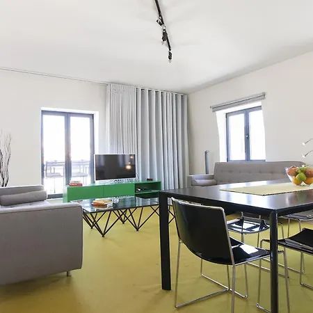 Joivy Lux And Spacious 1br With Huge Terrace, 5mins To Academy Of Sciences * Lisbon
